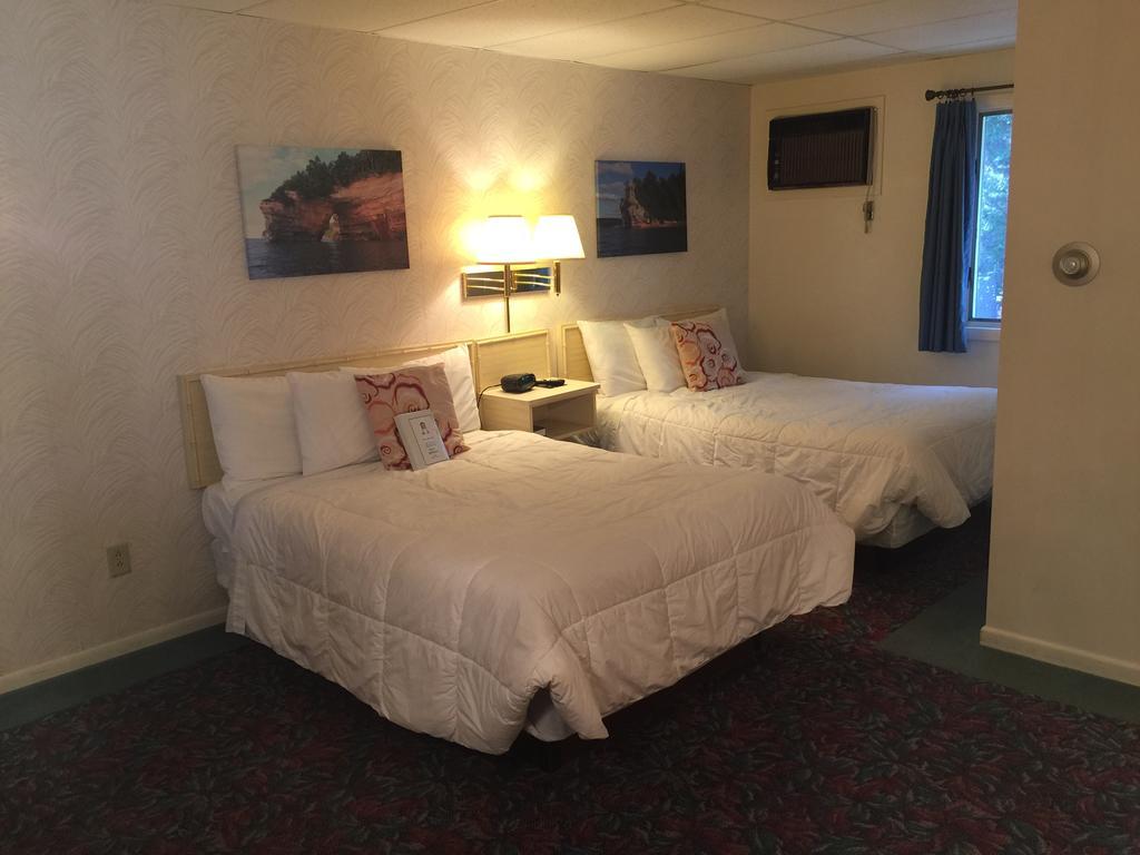 Cedar Motor Inn ماركيت المظهر الخارجي الصورة