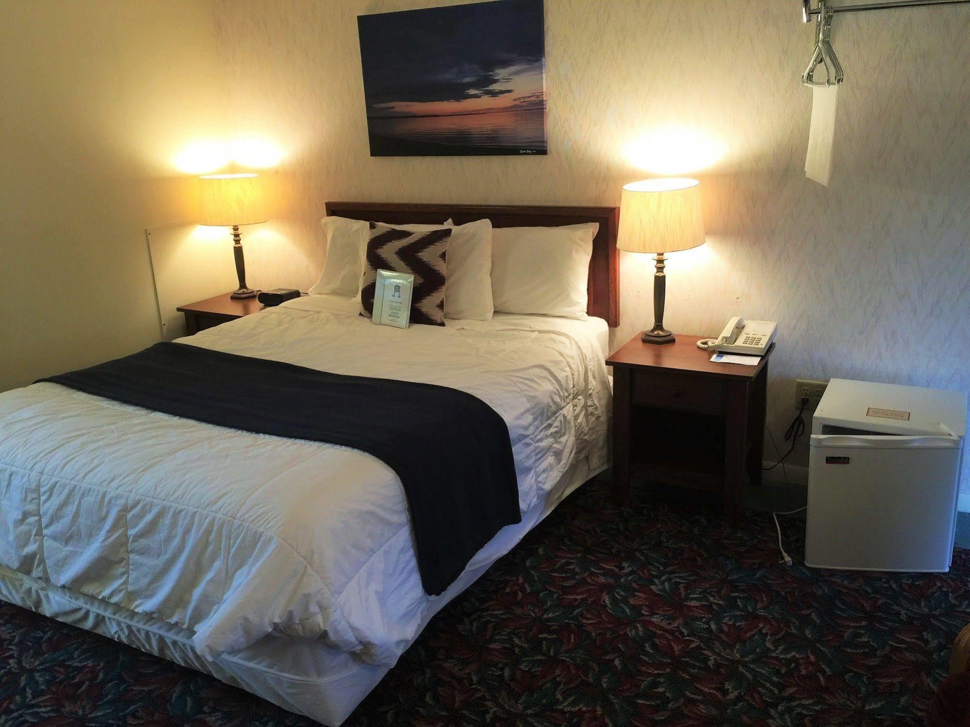 Cedar Motor Inn ماركيت المظهر الخارجي الصورة