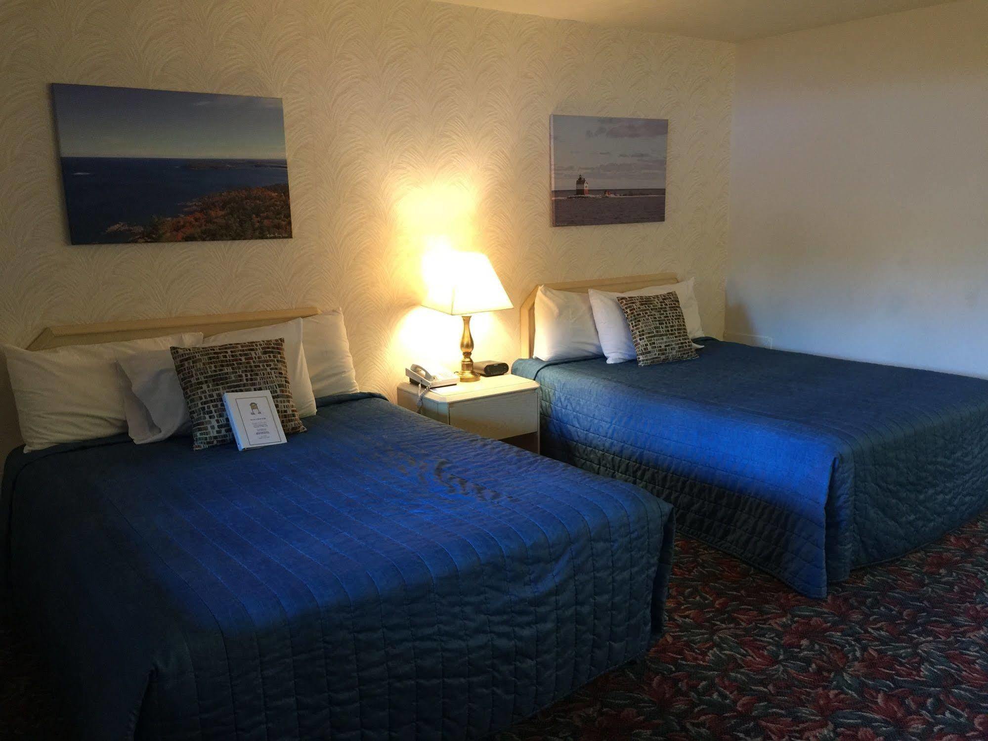 Cedar Motor Inn ماركيت المظهر الخارجي الصورة
