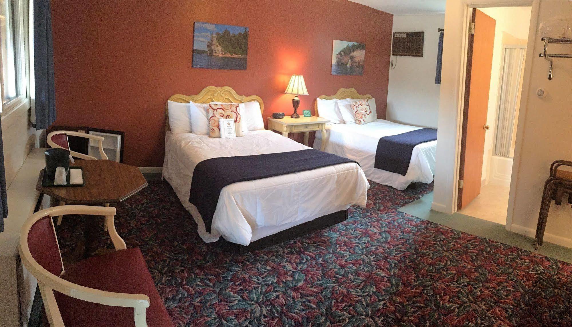Cedar Motor Inn ماركيت المظهر الخارجي الصورة